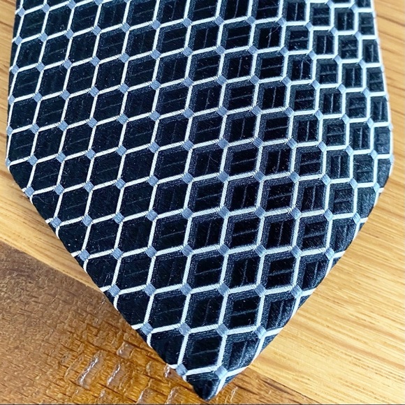 Insignia by Martin Wang Black and Gray Geometric Print Tie - Picture 2 of 6